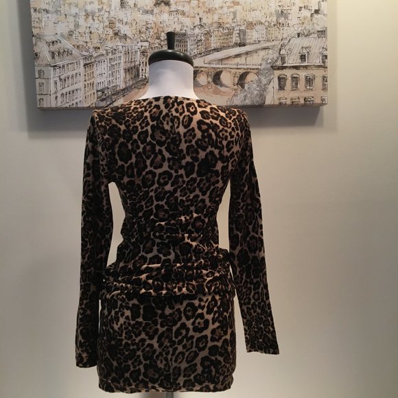 Forever 21-Long Sleeve Leopard Dress - Picture 4 of 5
